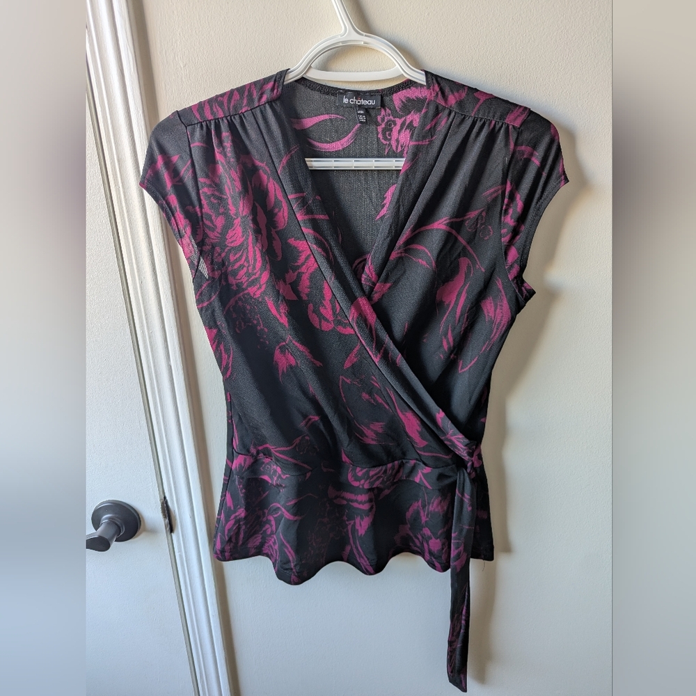 Le Chateau Women's Black and Pink Wrap Top